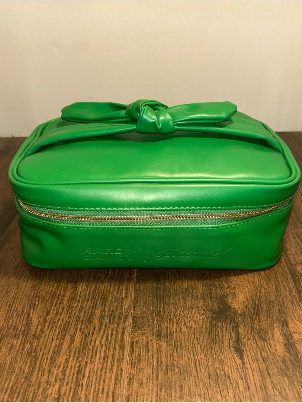 Hard Candy X Girl Scouts Mint Cosmetics Makeup Bag Great Condition